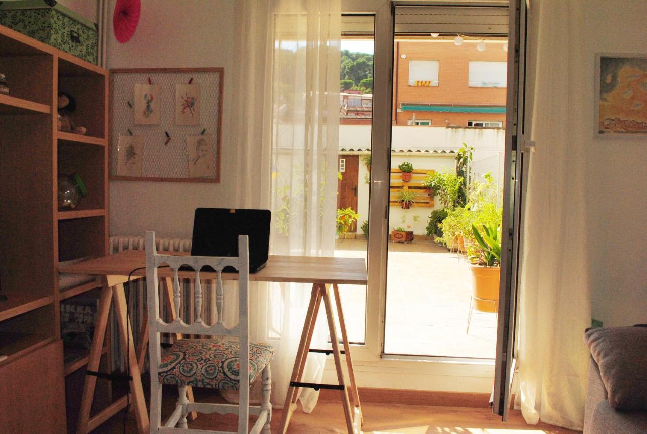 Habitacion Con Patio En Piso Compartido カペリャデス エクステリア 写真